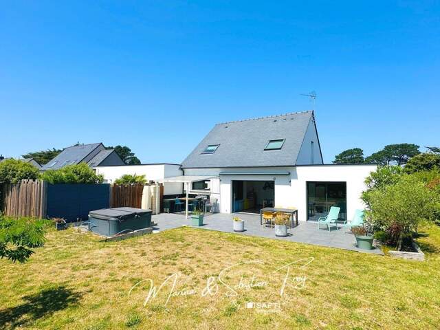 PORT-BLANC  PROPRIÉTÉ CONTEMPORAINE AVEC GÎTE INDÉPENDANT À 500 M DES PLAGES — photo du bien