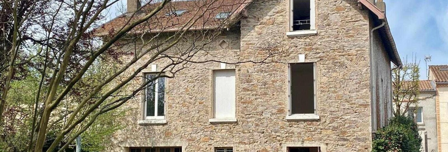 Maison 6 Pièces 196 m² à vendre à Mazamet (81200)