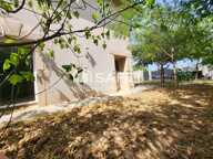 Ensemble immobilier composé d'une maison familliale de 200M² environ et d'une maison de 100M² hors d'eau hors d'air. — photo 4