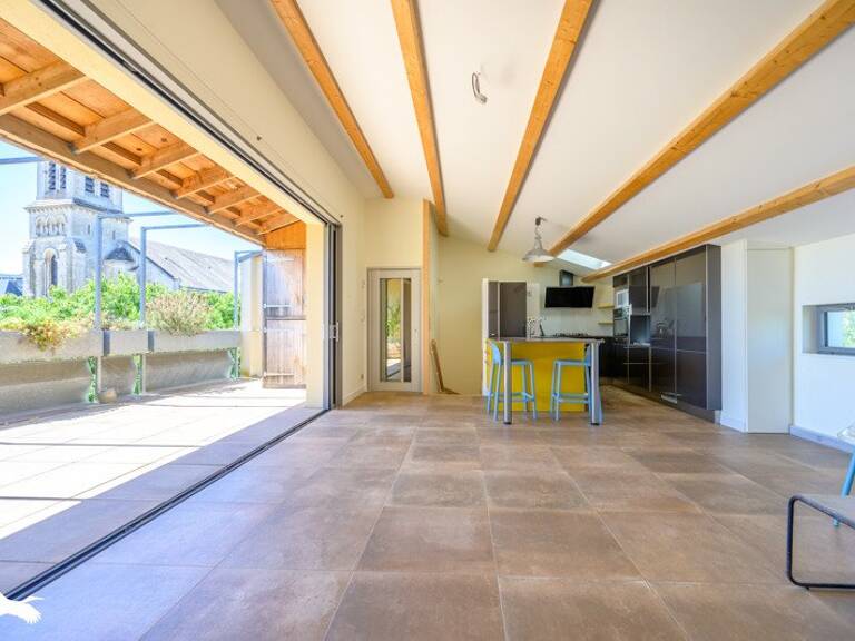 Contemporaine de 5 pièces principales — photo 1