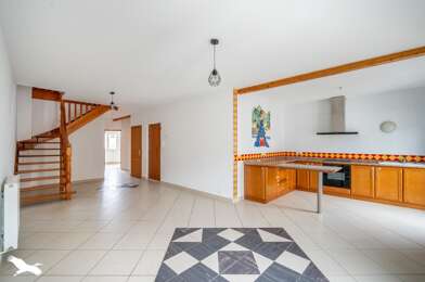 Appartement 4 pièces 192240 €