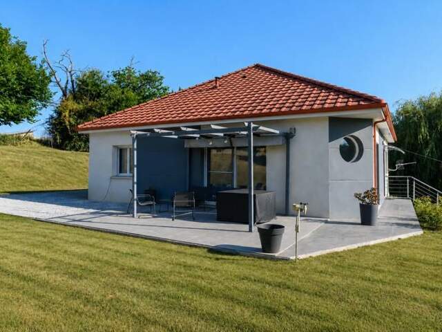 Contemporaine de 4 pièces principales — photo du bien