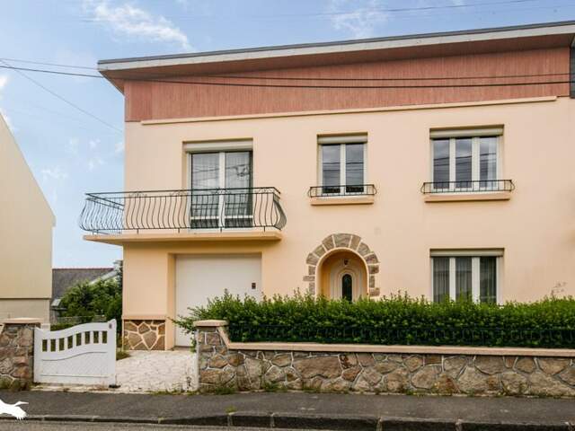 Maison de ville de 5 pièces principales — photo du bien