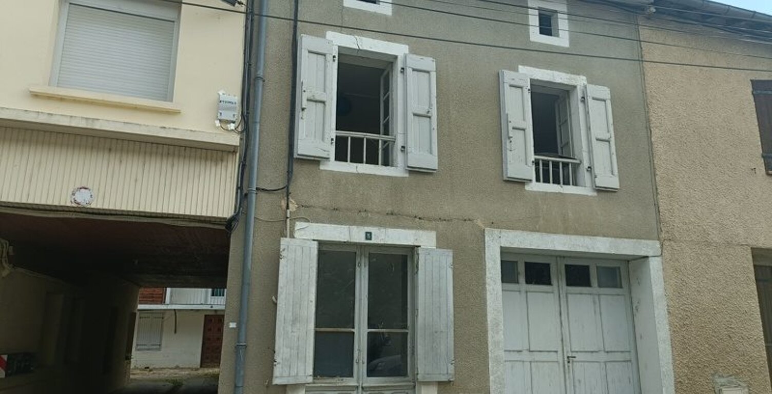 Maison de ville de 3 pièces principales — photo 1