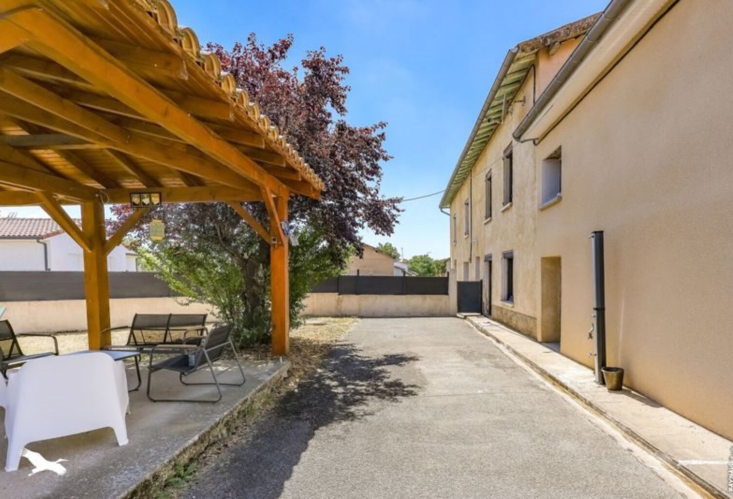 Corps de Ferme de 10 pièces principales — photo 1