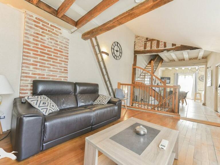 Maison de bourg de 6 pièces principales — photo 1