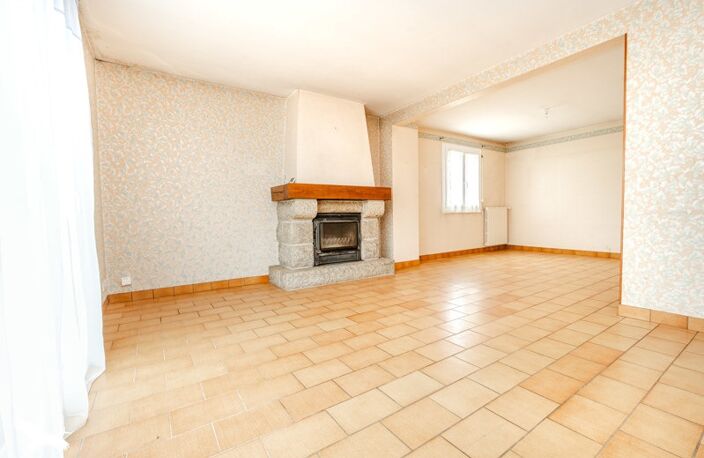 Vente maison 6 pièces 131 m² Plonévez-du-Faou (29530) — photo 3