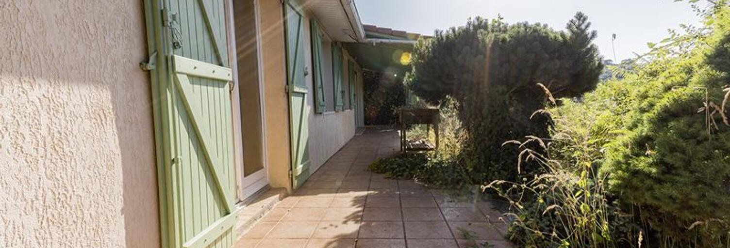 Maison 5 Pièces 95 m² à vendre à Lacommande (64360)