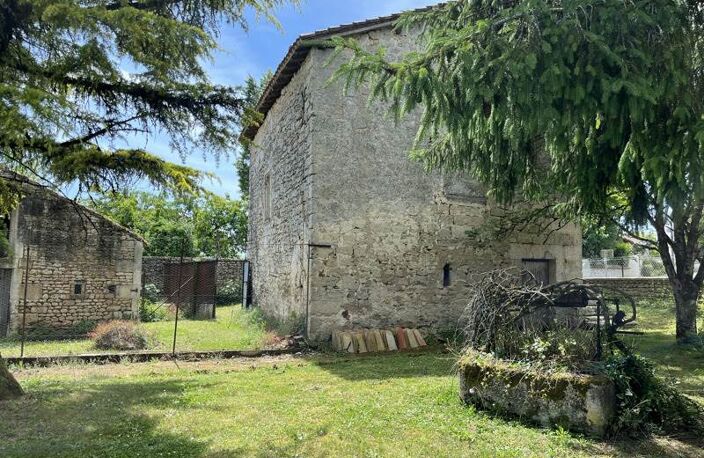 Maison en pierre de 1 pièces principales — photo 3