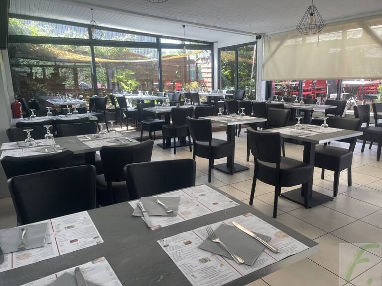 Restaurant — photo 1