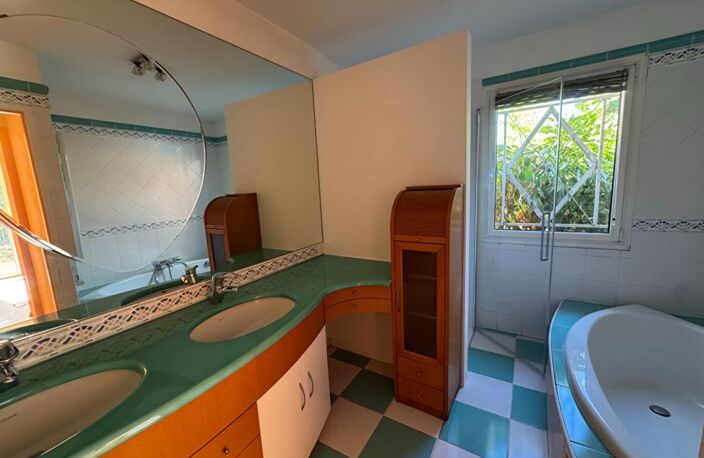 EXCLUSIVITÉ - PIBRAC Maison  6 pièce(s) 177m² — photo 5
