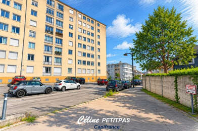 Appartement 4 pièces 232000 €
