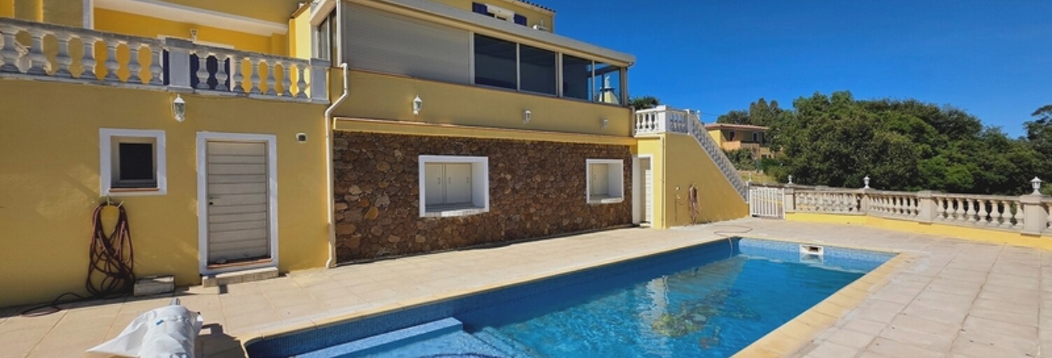 Maison 10 Pièces 305 m² à vendre à Calenzana (20214)