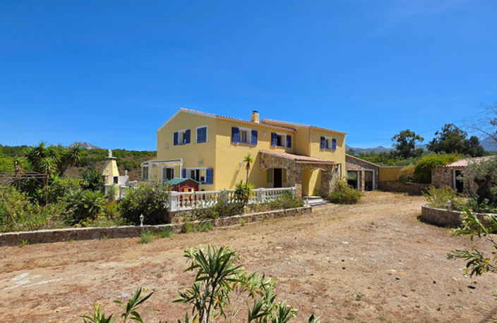 CALENZANA Maison à vendre 305 m² terrain de 5600 m² - Piscine - vue sur Calvi — photo 4