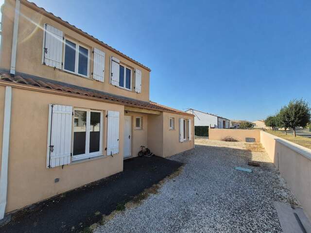 Maison familiale 5 pièces avec jardin clos – Lussant 17430 — photo du bien