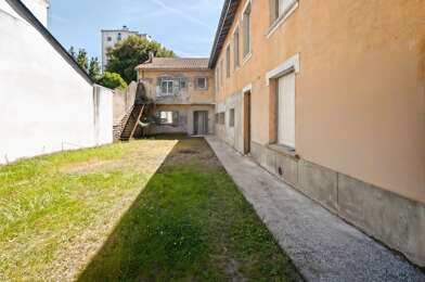 Maison 8 pièces 330000 €