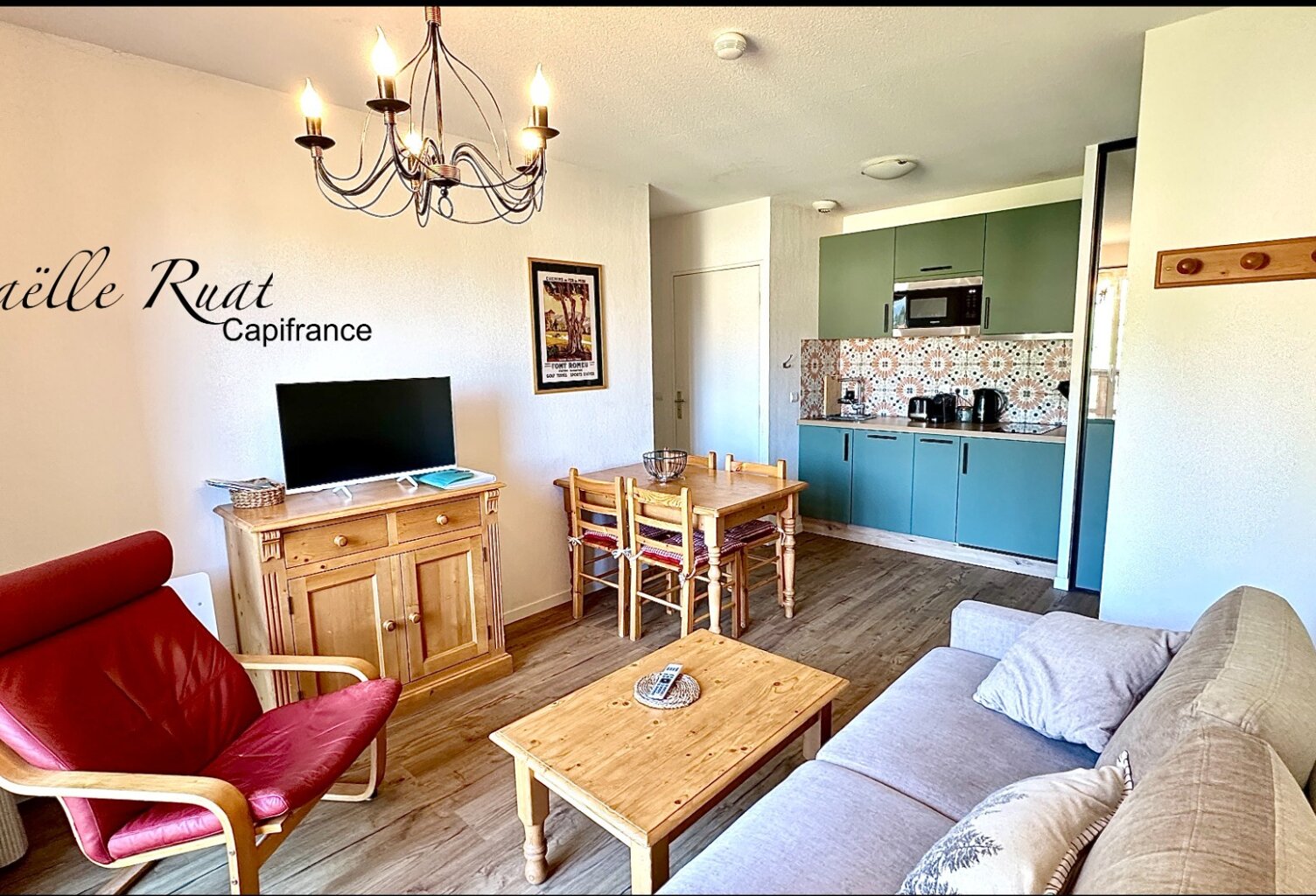 FONT-ROMEU (66120) – GAËLLE RUAT CAPIFRANCE – APPARTEMENT T2 RÉNOVÉ – DERNIER ÉTAGE – BALCON – BOX PRIVATIF – PISCINE – SALLE DE SPORT – VUE DÉGAGÉE — photo 1