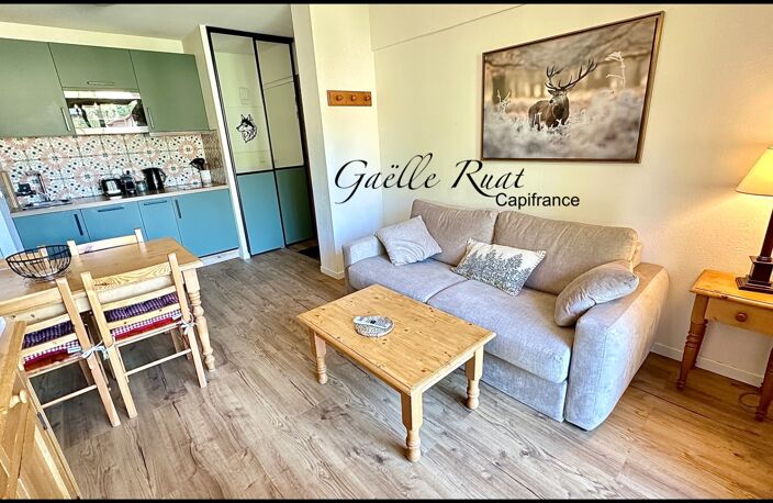 FONT-ROMEU (66120) – GAËLLE RUAT CAPIFRANCE – APPARTEMENT T2 RÉNOVÉ – DERNIER ÉTAGE – BALCON – BOX PRIVATIF – PISCINE – SALLE DE SPORT – VUE DÉGAGÉE — photo 2