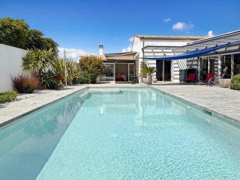 Coup de cœur ! Demeure de caractère rénovée avec piscine — photo 1