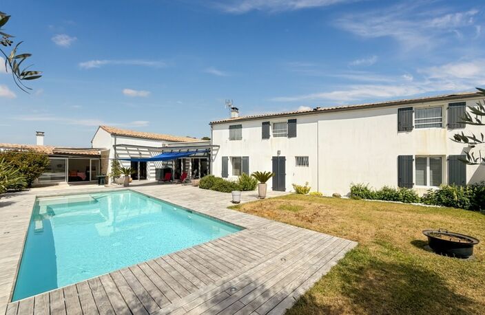 Coup de cœur ! Demeure de caractère rénovée avec piscine — photo 5
