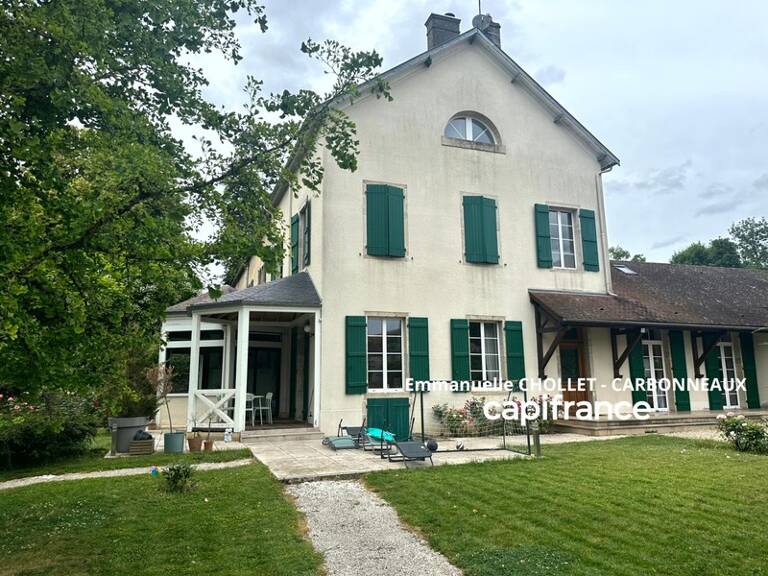 ELEGANTE PROPRIETE AVEC PISCINE, GÎTE INDÉPENDANT ET ESPACE PROFESSIONNEL – POUILLY-EN-AUXOIS CENTRE — photo 1