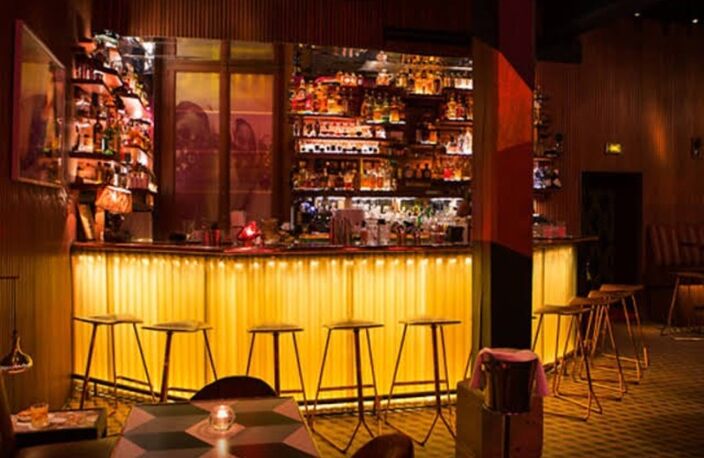 Pentes de la Croix-rousse : BAR/PUB/CLUB  Licence IV cause départ retraite conviendrait concept Speak-easy — photo 2