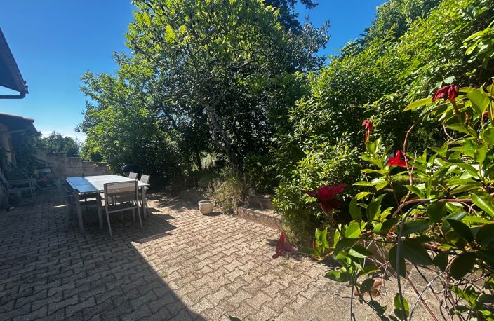 MAISON 100 m², 3 CHAMBRES, JARDIN de 859 m² et 40 m² DE POTENTIEL SUPPLEMENTAIRE, TRAVAUX RECENTS — photo 2