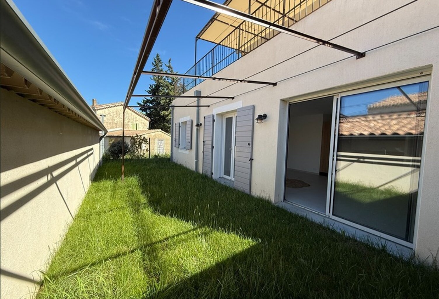 Appartement neuf à vendre 3 pièces  69,90 m2 jardin (84) LOURMARIN — photo 1