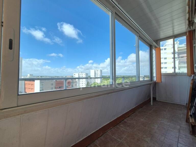 Appartement à vendre 4 pièces ROYAN (17) Loggia - Cave - Parking - Ascenseur — photo 1