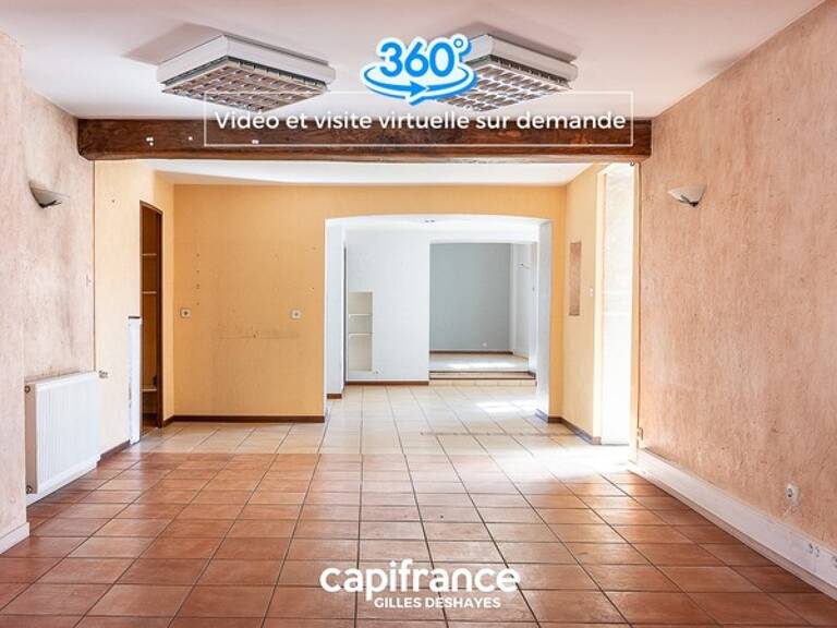 69910 Villié-Morgon Local Commercial Rue Pasteur — photo 1