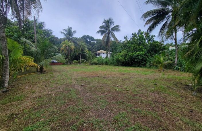 Terrain de 1 702 m² avec maison T4 – Rémire-Montjoly — photo 5