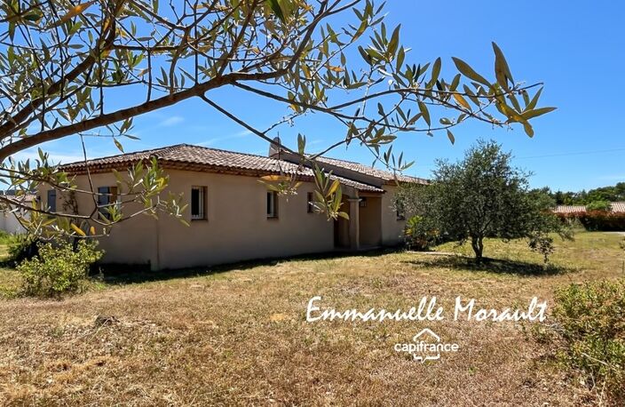 Maison de plain-pied 3 chambres à vendre à BAGNOLS EN FORET (83) — photo 2