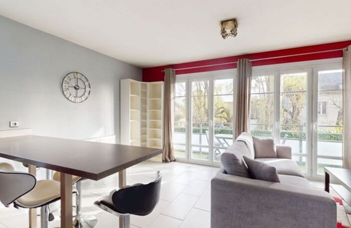 Appartement lumineux avec balcon et garage — photo 2