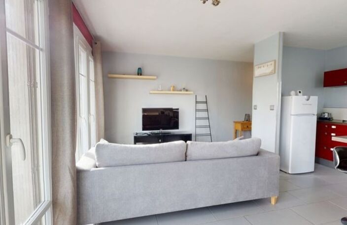 Appartement lumineux avec balcon et garage — photo 3
