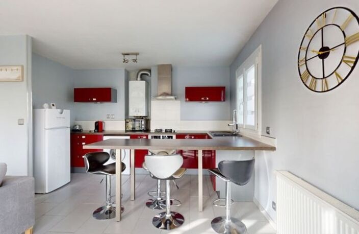 Appartement lumineux avec balcon et garage — photo 4
