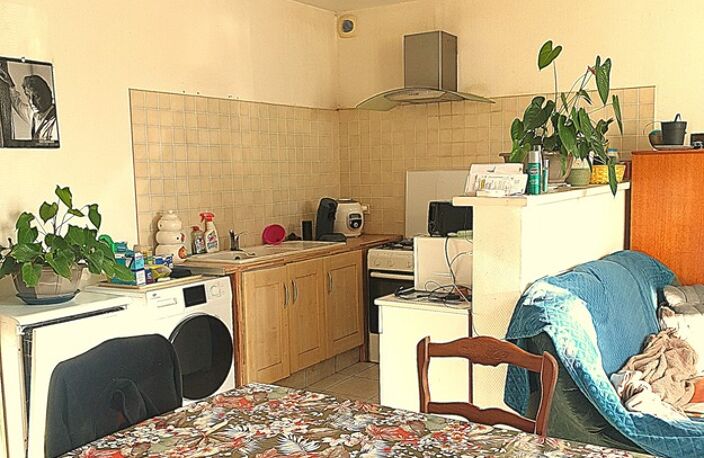 Appartement 85 m² à vendre 3 pièces BURIE (17) — photo 2