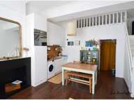 Appartement à louer 1 pièces SAINT MARTIN DE RE (17) studio avec mezzanine — photo 3