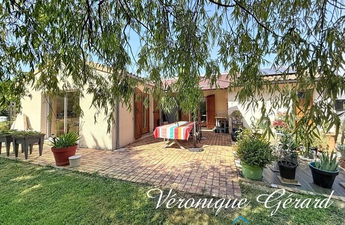 Maison Plain-Pied de 173 M² 6 chambres sur plus de 3000 m² de terrain — photo 2