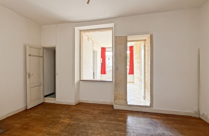 Idéal investisseur – Lumineux T1 bis de 48 m² – Bordeaux Capucins / Victoire — photo 4