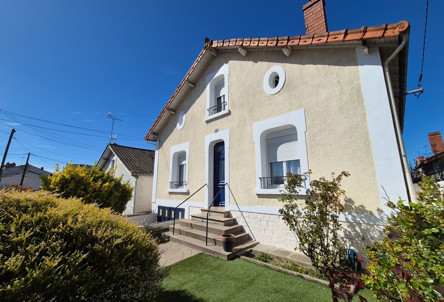 Maison coup de cœur des années 30, le modernisme côtoie l'authenticité — photo 1