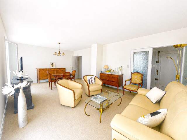 CALAIS , Dpt (62) à vendre appartement 3 pièces 75M2 , deux chambres , cave , parking privatif — photo du bien