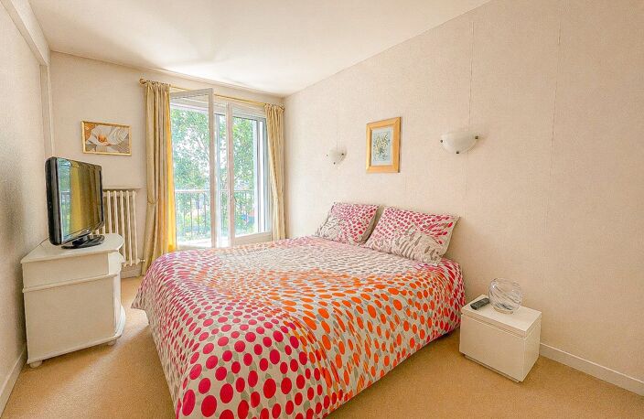 CALAIS , Dpt (62) à vendre appartement 3 pièces 75M2 , deux chambres , cave , parking privatif — photo 5