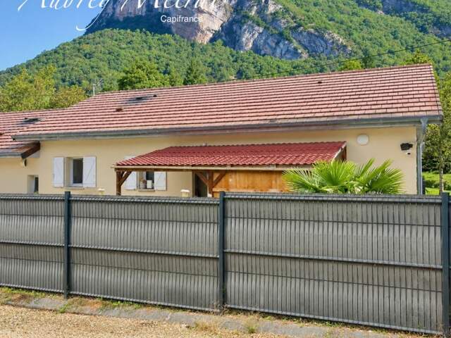 Maison de plain-pied à vendre à CULOZ (01) — photo du bien