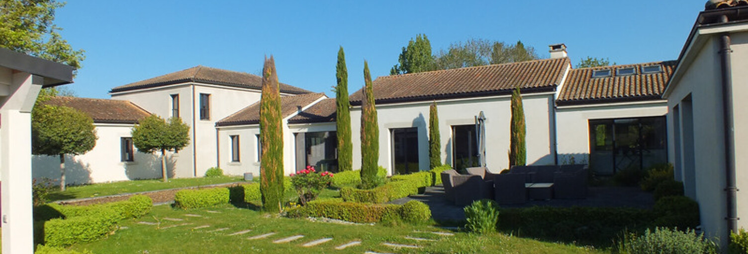 Maison 17 Pièces 730 m² à vendre à Semur-en-Auxois (21140)