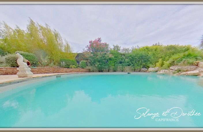 Dpt Hérault (34), à vendre LIGNAN SUR ORB maison P8 de 325 m² - Terrain de 1 300,00 m² garage 250 m² -parking- 5 ch — photo 3