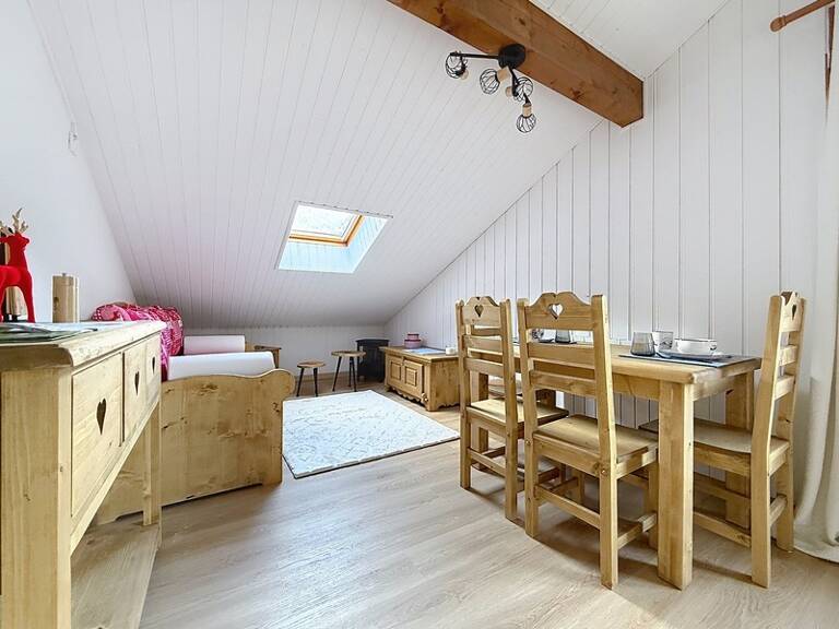 Appartement mansardé rénové à 50 m du télésiège - BELLEVAUX HIRMENTAZ (74) — photo 1