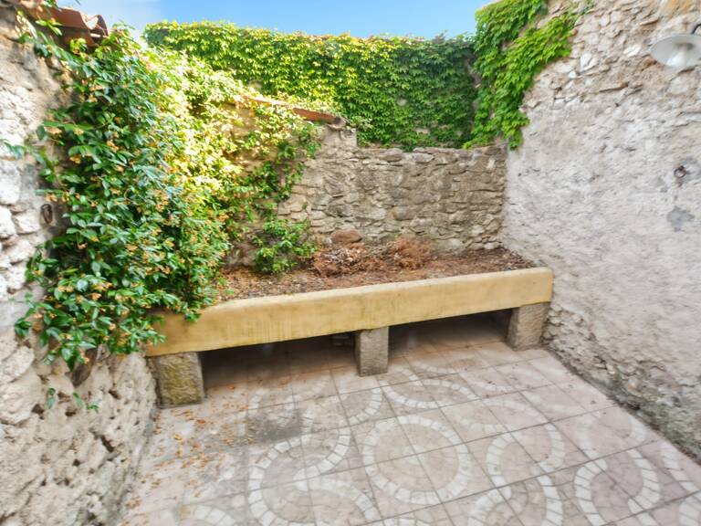 Saint-Chinian – Maison de village de 95 m², 4 chambres et cour sans vis-à-vis — photo 1