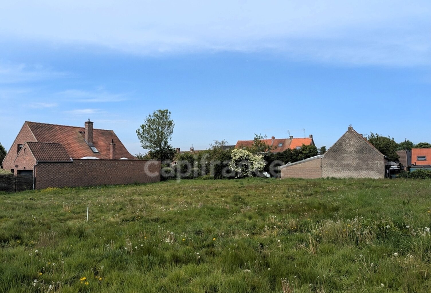 Terrain viabilisé de 796 m² - TOP EMPLACEMENT ! — photo 1