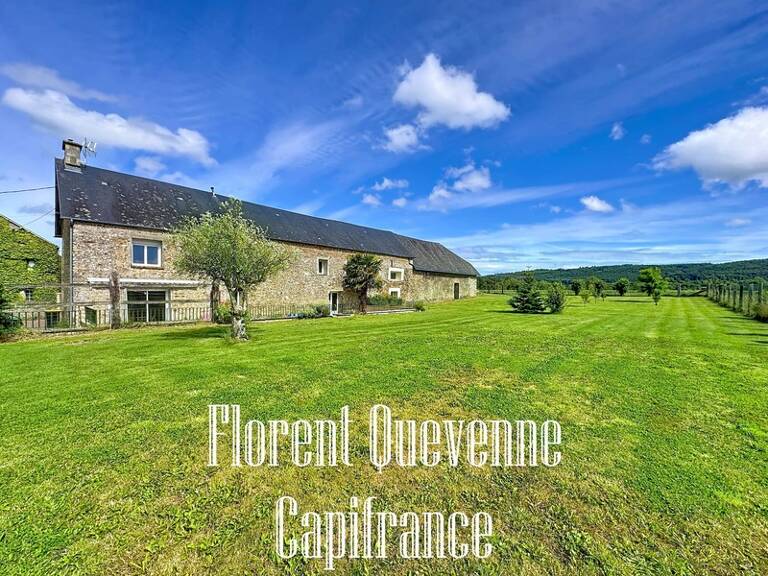 Maison en pierre + dépendances + terrain de 3120m² — photo 1