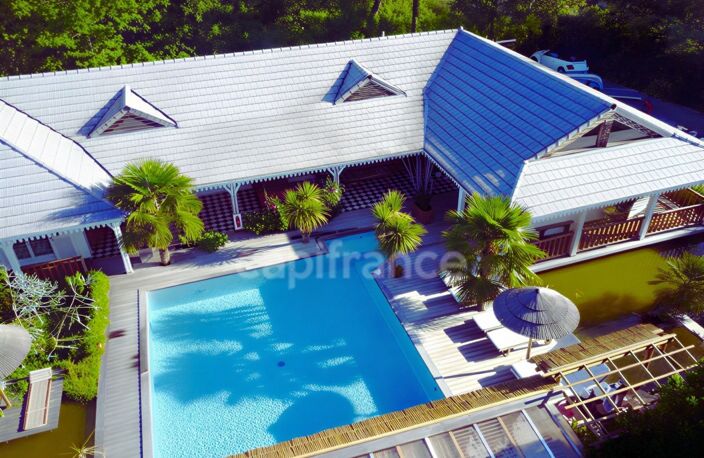 LACANAU - PROCHE LAC ET CENTRE VILLE - MAISON 250M2 SUR 2000M2 – PISCINE SPA SAUNA — photo 4
